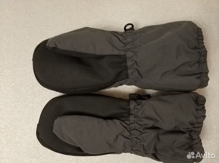 Варежки Gusti 2-4 г. новые