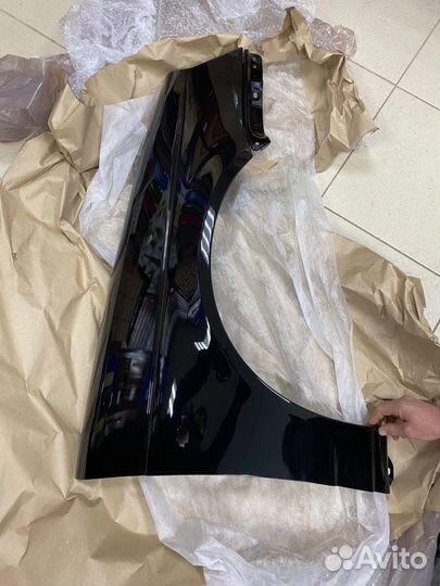 Крыло правое Приора Цвет Робин гуд 391