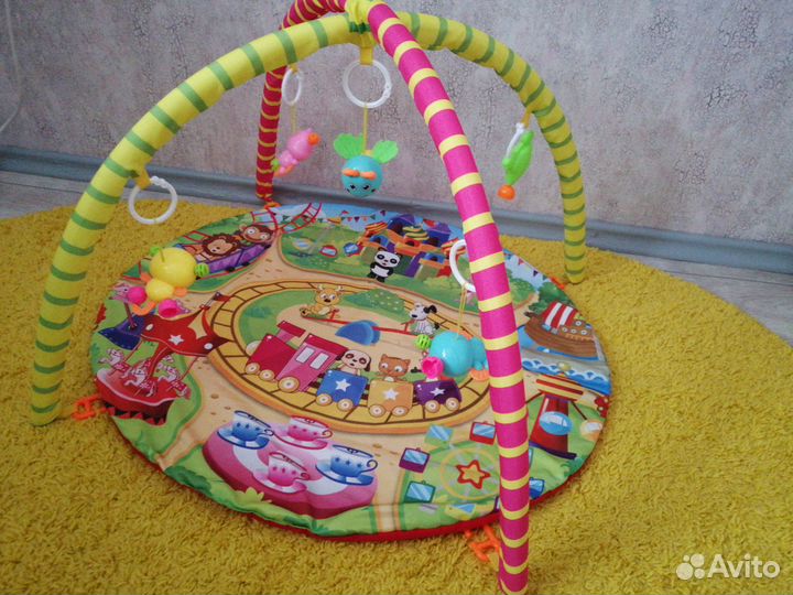 Развивающий коврик