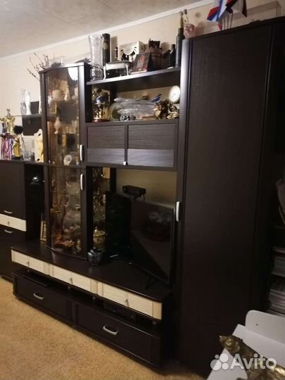 Стенка в гостиную