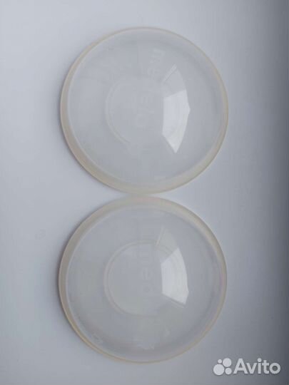 Новые Накладки на грудь medela