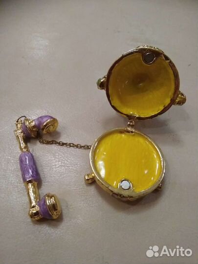 Статуэтка (шкатулка) из латуни 