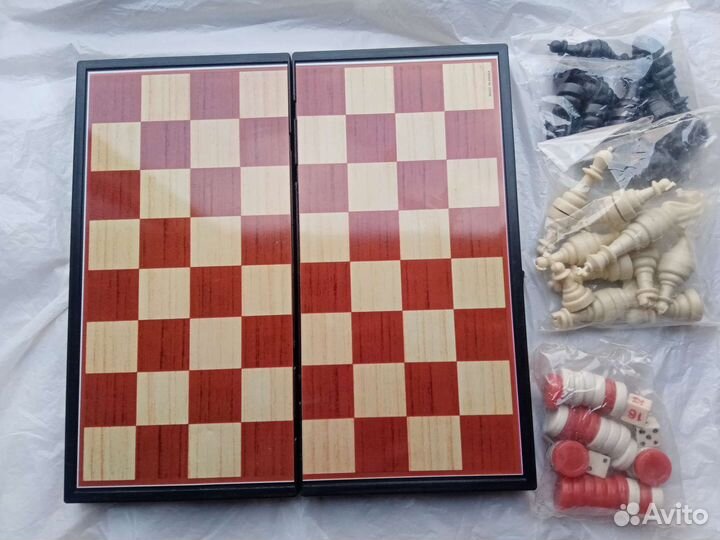 Шахматы шашки нарды магнитные. 3 в 1