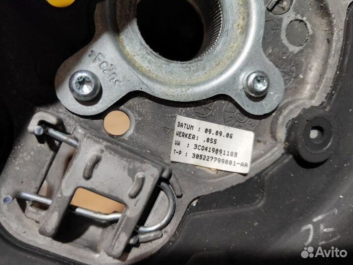 Руль Volkswagen Passat B6 1.9 BXE 2006