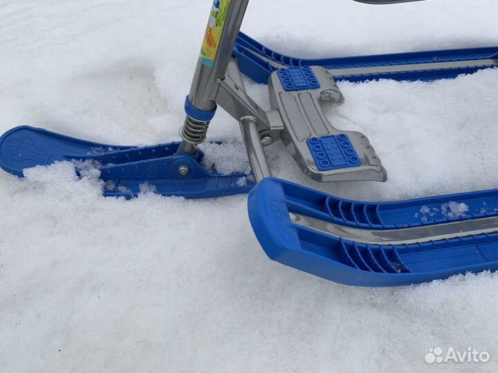 Детский снегокат новый