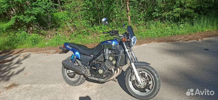 Yamaha fzx 750