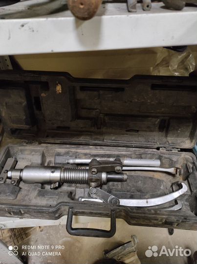 Съемник гидравлический 6тн трехлапый Б/У