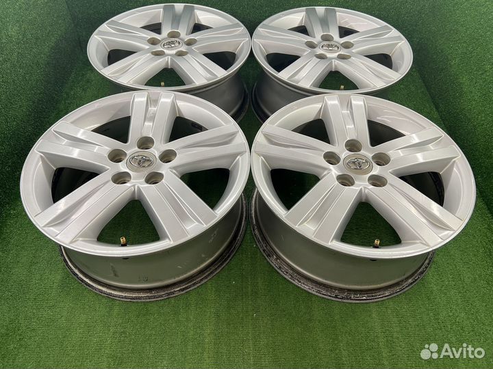 R17 Toyota 5x114.3 7J +50 Dia60.1mm