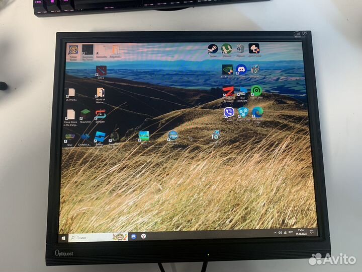 Монитор LG 19