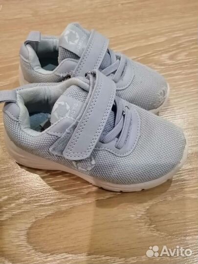 Кроссовки 24 размер