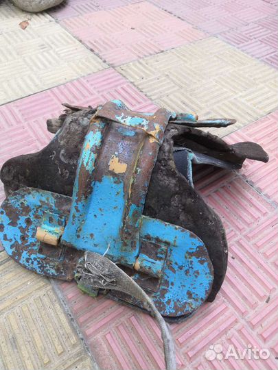 Седло старинное для лошади