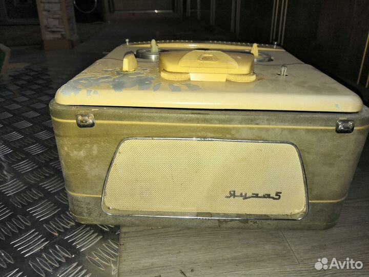 Магнитофон Яуза 5