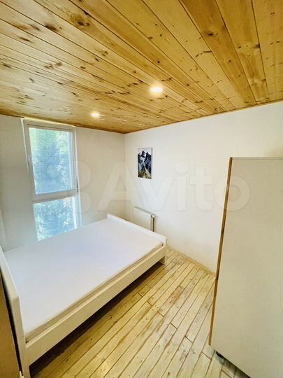 2-к. квартира, 56 м², 2/5 эт.