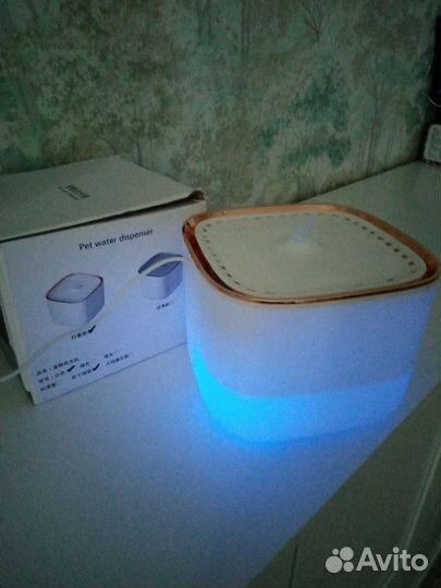 Фонтан поилка для кошек