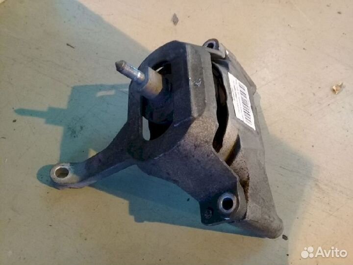 Опора двигателя (подушка двс) правая 11210JC20A Ni