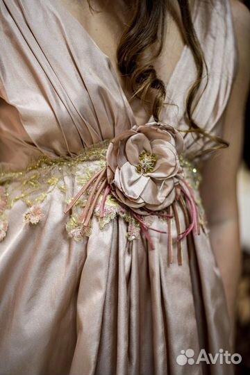 Вечернее платье Papilio 42 размера