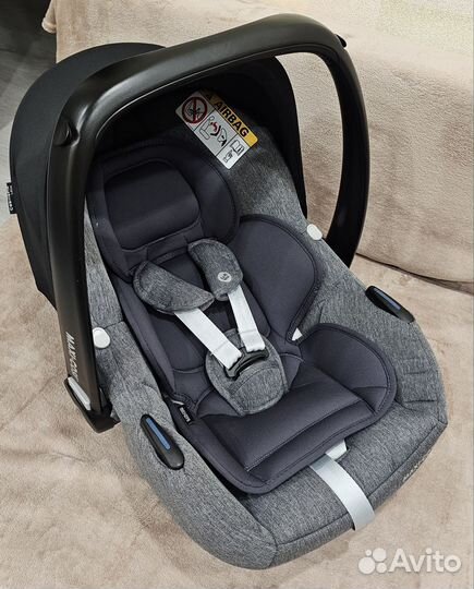 Автокресло Maxi-Cosi Cabriofix I-size, база isofix