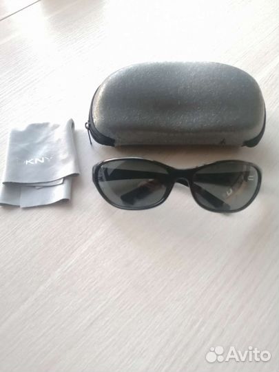 Солнцезащитные очки