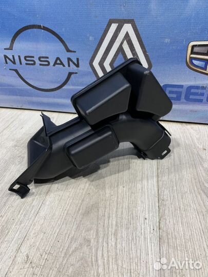 Патрубок воздушного фильтра Nissan X-trail T32