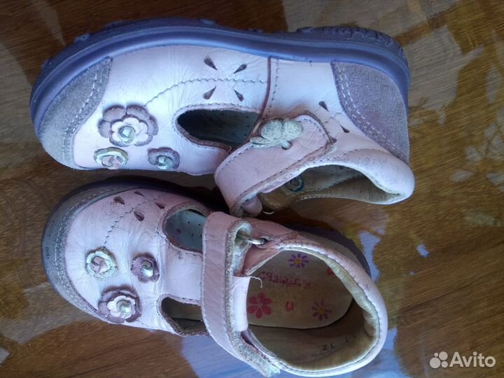 Туфли на девочку 23