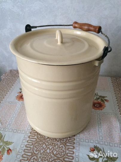 Ведро эмалированное 10 л. новое