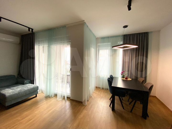 3-к. квартира, 97 м² (Черногория)