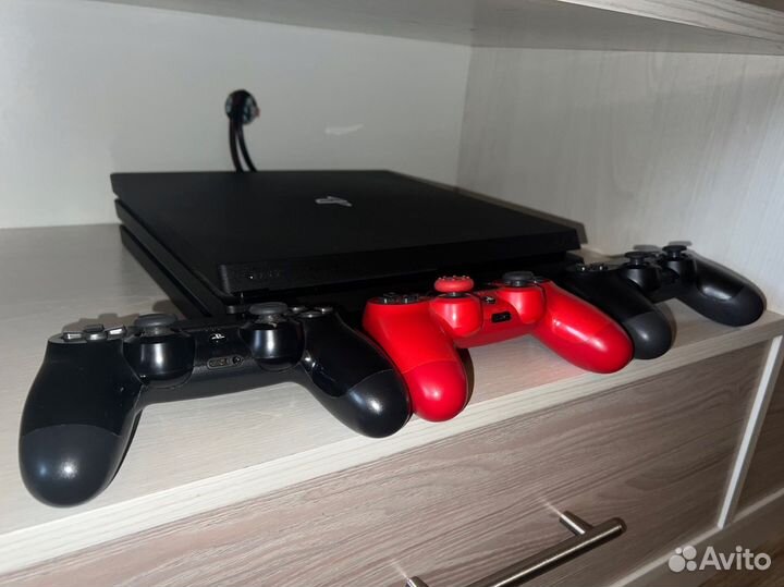 Sony playstation 4 PS4 pro
