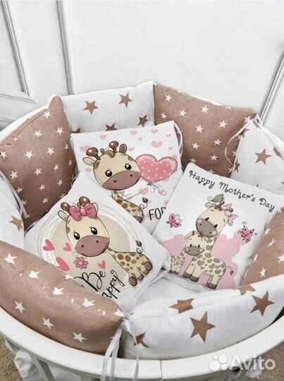 Набор бортики в кроватку + постельное белье