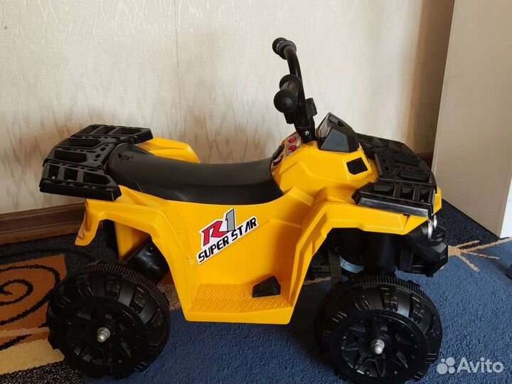 Детский квадроцикл на аккумуляторе бу