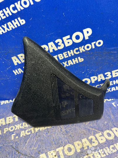 Пластик моторного отсека Audi A6C5 седан AZA 1998