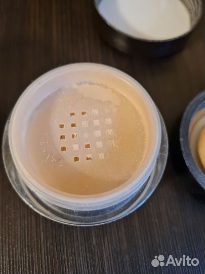 Рассыпчатая пудра laura mercer