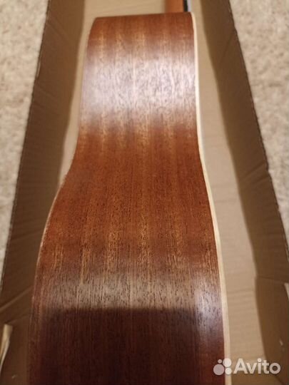 Укулеле тенор