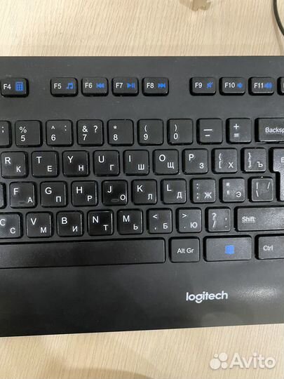 Полноразмерная usb клавиатура Logitech