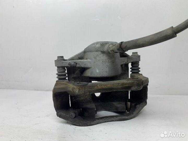 Суппорт передний левый Mercedes-Benz E W211 3.0