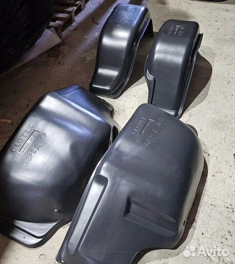 Подкрылки на УАЗ Хантер/469 комплект 4шт