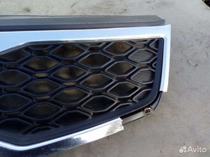 Решетка радиатора Kia Rio