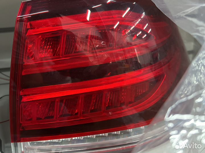 Фары задние GLE