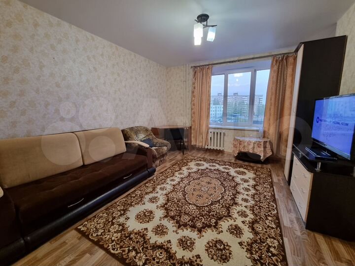 2-к. квартира, 46 м², 3/17 эт.