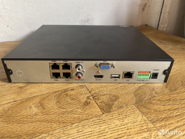 Видеорегистратор IP,CMD-NVR2104P с 4 Poe партами