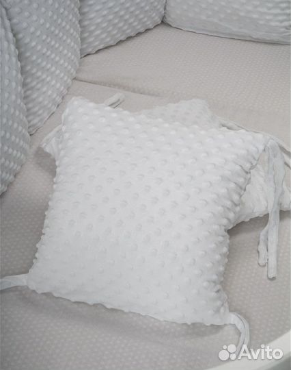 Бортики в кроватку