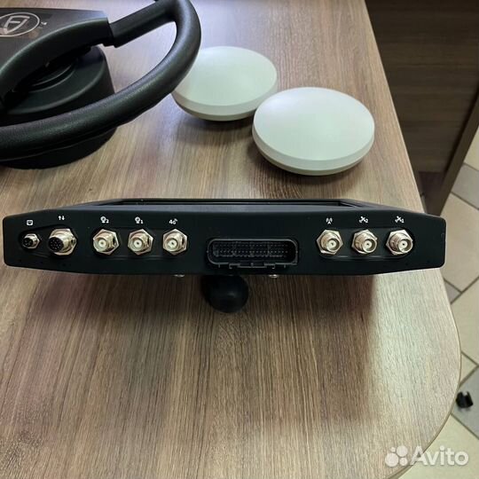 Автопилот для трактора и комбайна по подписке