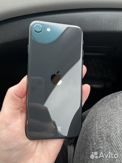 iPhone SE (2020), 64 ГБ