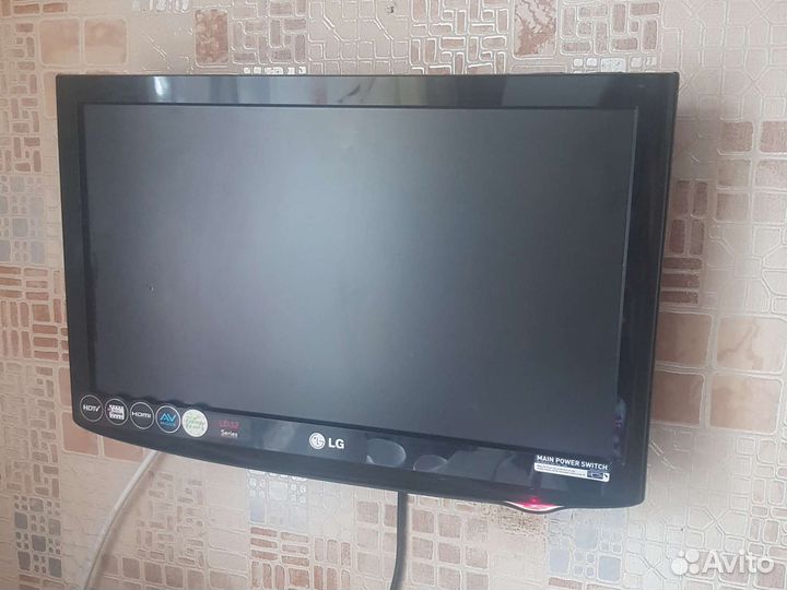 Телевизор бу lg 19