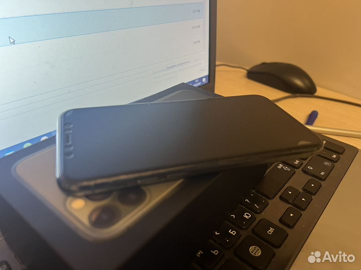 iPhone 11 Pro, 64 ГБ