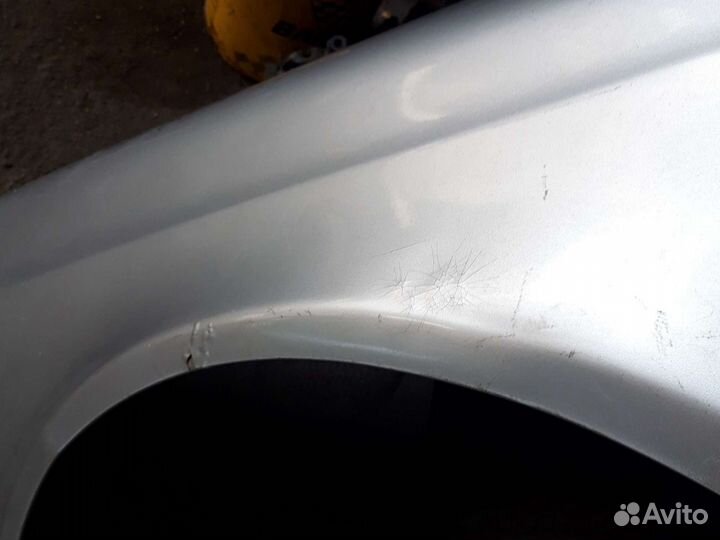 Крыло правое Мерседес w211