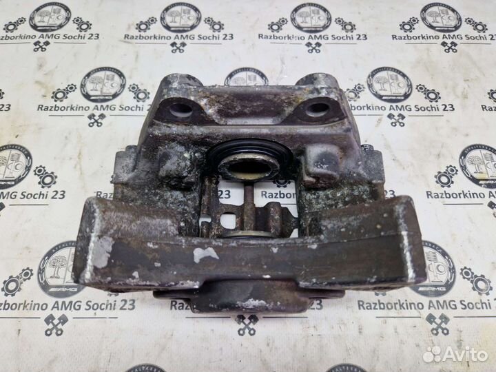 Суппорт задний левый для Mercedes W215 W220