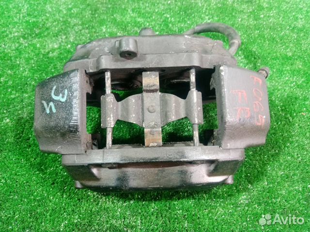 Суппорт тормозной передний правый Mercedes-Benz