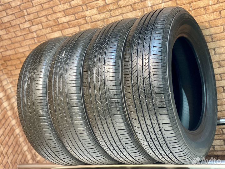 Bridgestone Dueler H/L 400 215/70 R17