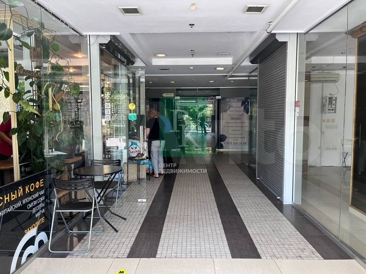 Офис 68,2 м2 в центре города в ТЦ 