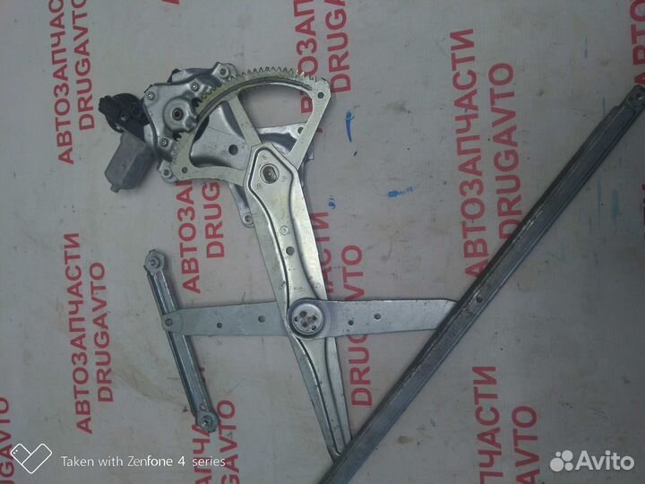 Стеклоподъемник передний правый Toyota Camry V40